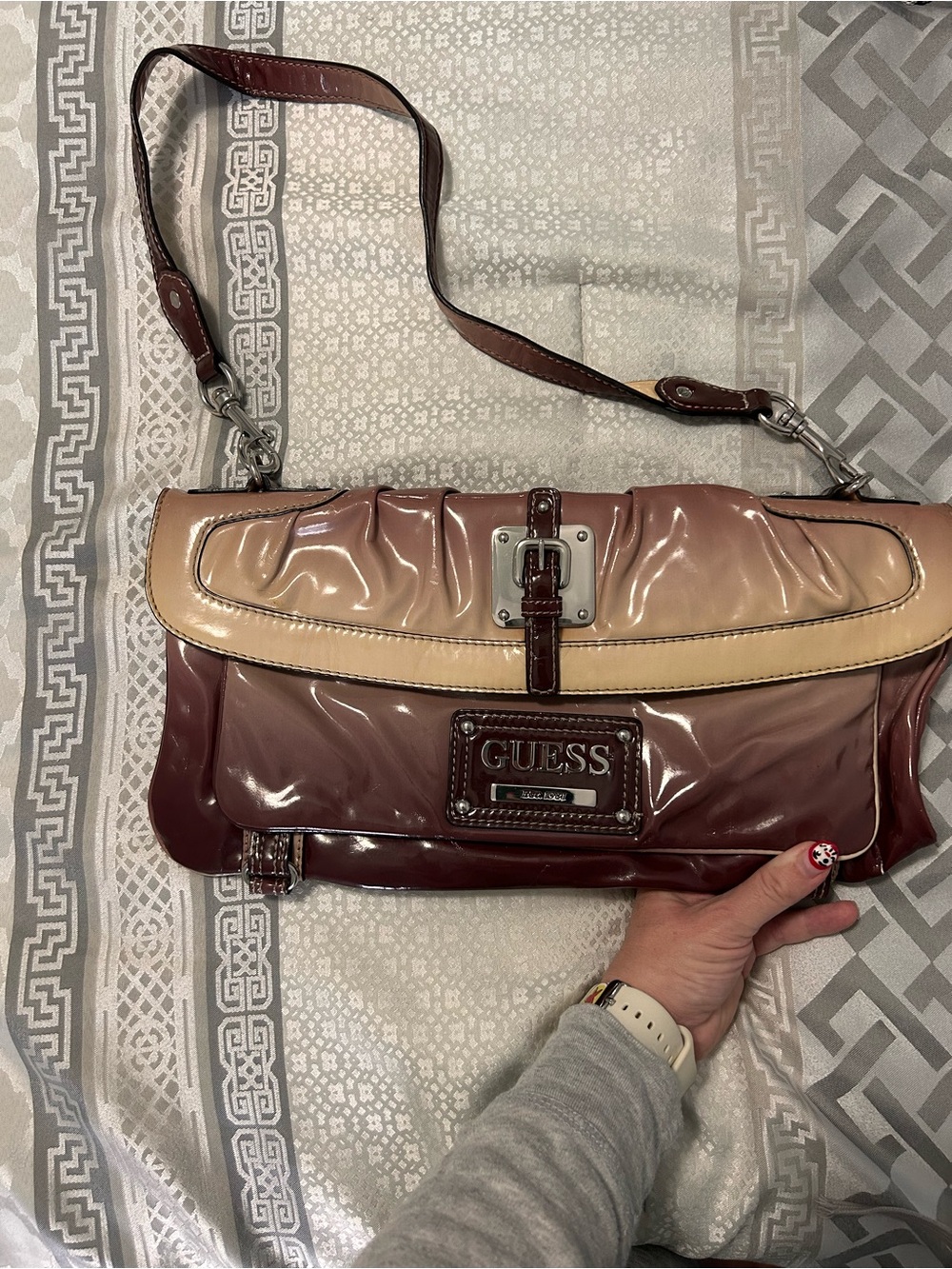 Guess Espresso Brown Camel Mocha Ombré Shadow Bag With Logo - Long Bag